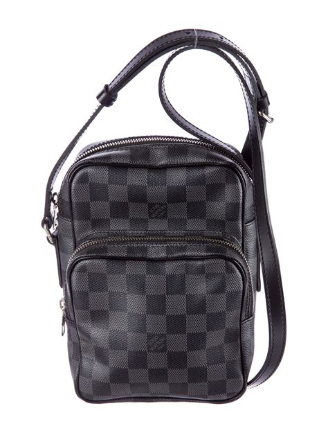 fake mens shoulder bag louis vuitton black|louis vuitton black cross body.